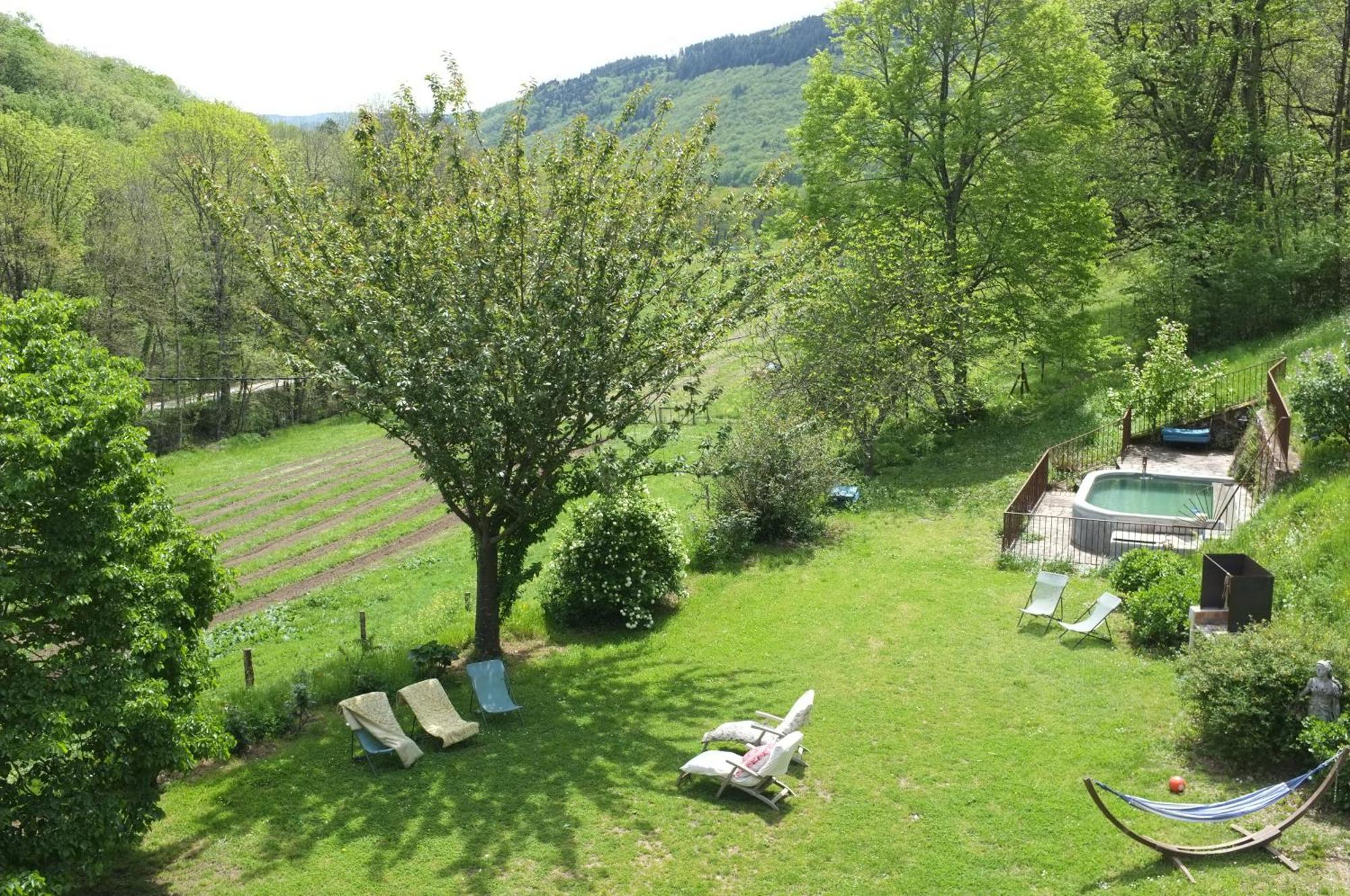 Nabat Le Haut, Chambre Et Table D'Hotes Courniou Exterior photo